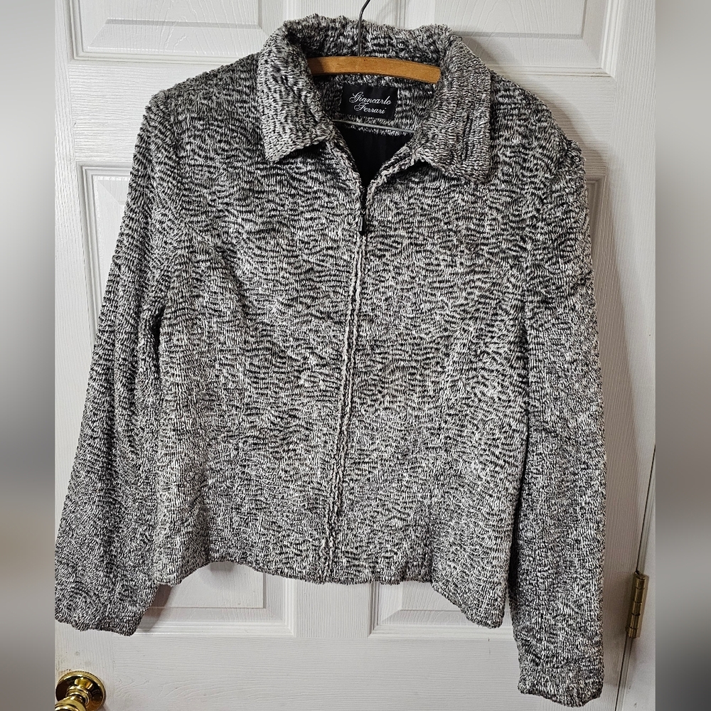 VINTAGE Giancarlo Ferrari Gray White Animal Print Jacket Size 14